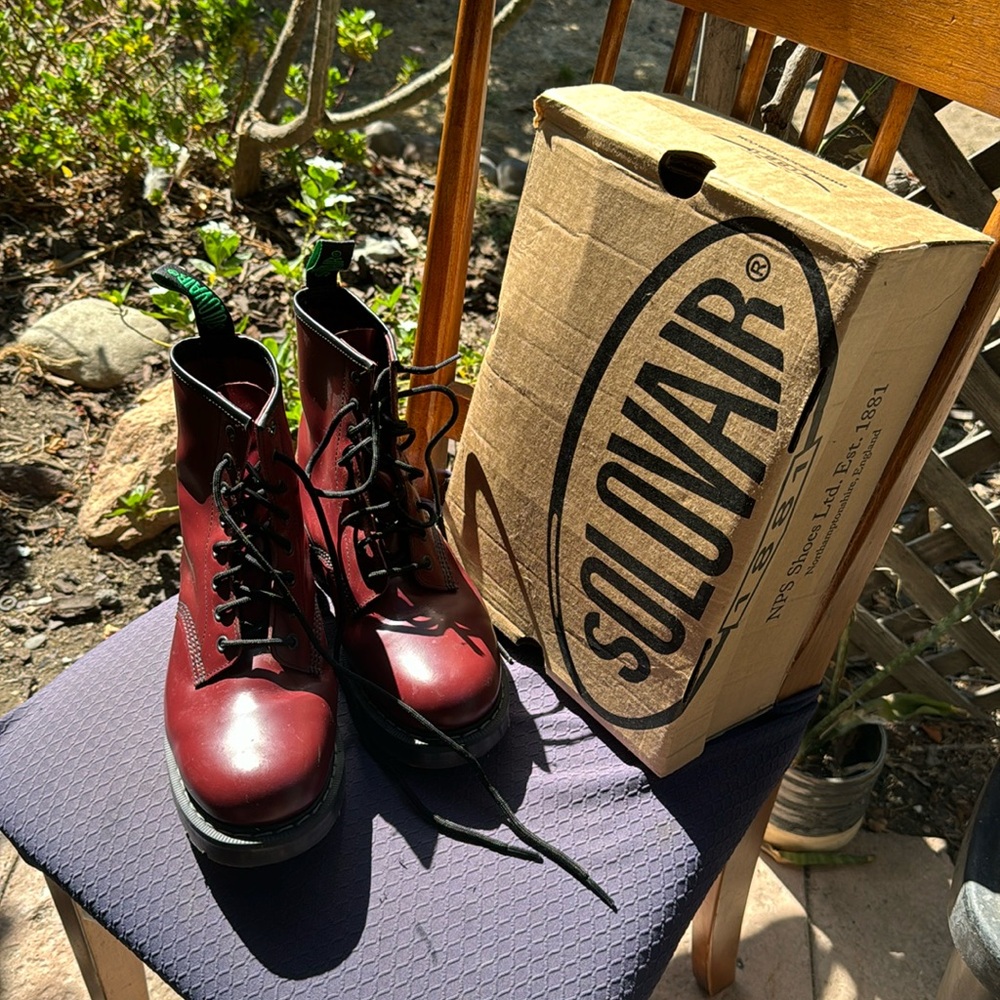 Exclusive Solovair 1881 boots from Northamptonshire England